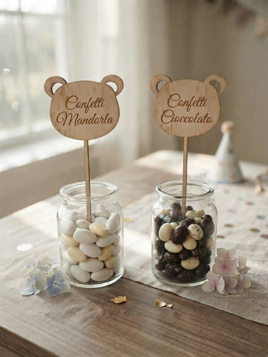 Coppia di segnagusto in legno a forma di testa d'orsetto per confettata