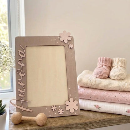Portafoto Nascita Personalizzato "Aurora" – Cornice in Legno Artigianale con Fiori